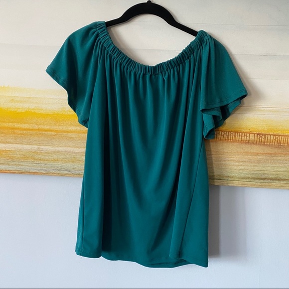 Halogen Off the Shoulder Top - Picture 4 of 5